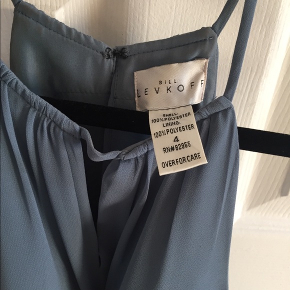 small snag in the front toward bottom - Picture 3 of 3